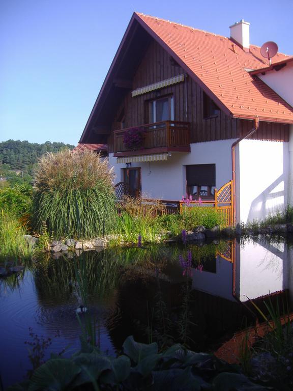 Hotel Garni Hügellandhof Neuhaus am Klausenbach Exterior foto