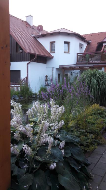 Hotel Garni Hügellandhof Neuhaus am Klausenbach Exterior foto